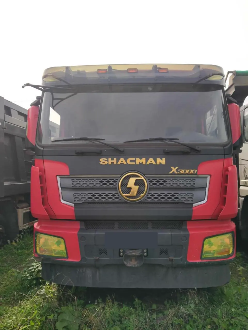 Самосвал Shacman SX331863366